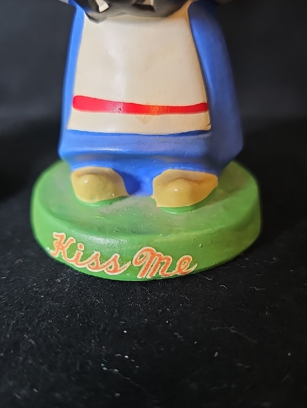 Vintage Japan Kissing Bobblehead Figurine Set - Blue and White Characters - Picture 5 of 8
